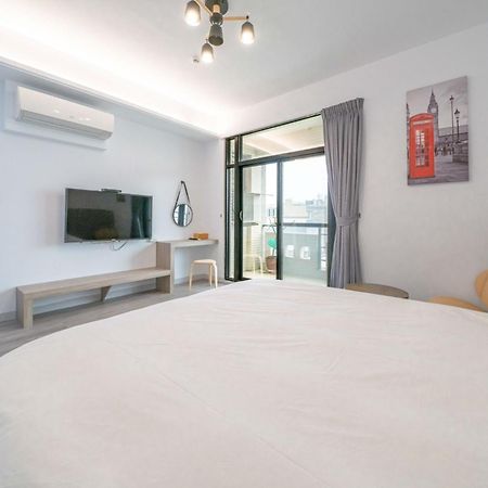 Fu Bo Ju Apartment Tainan Bagian luar foto