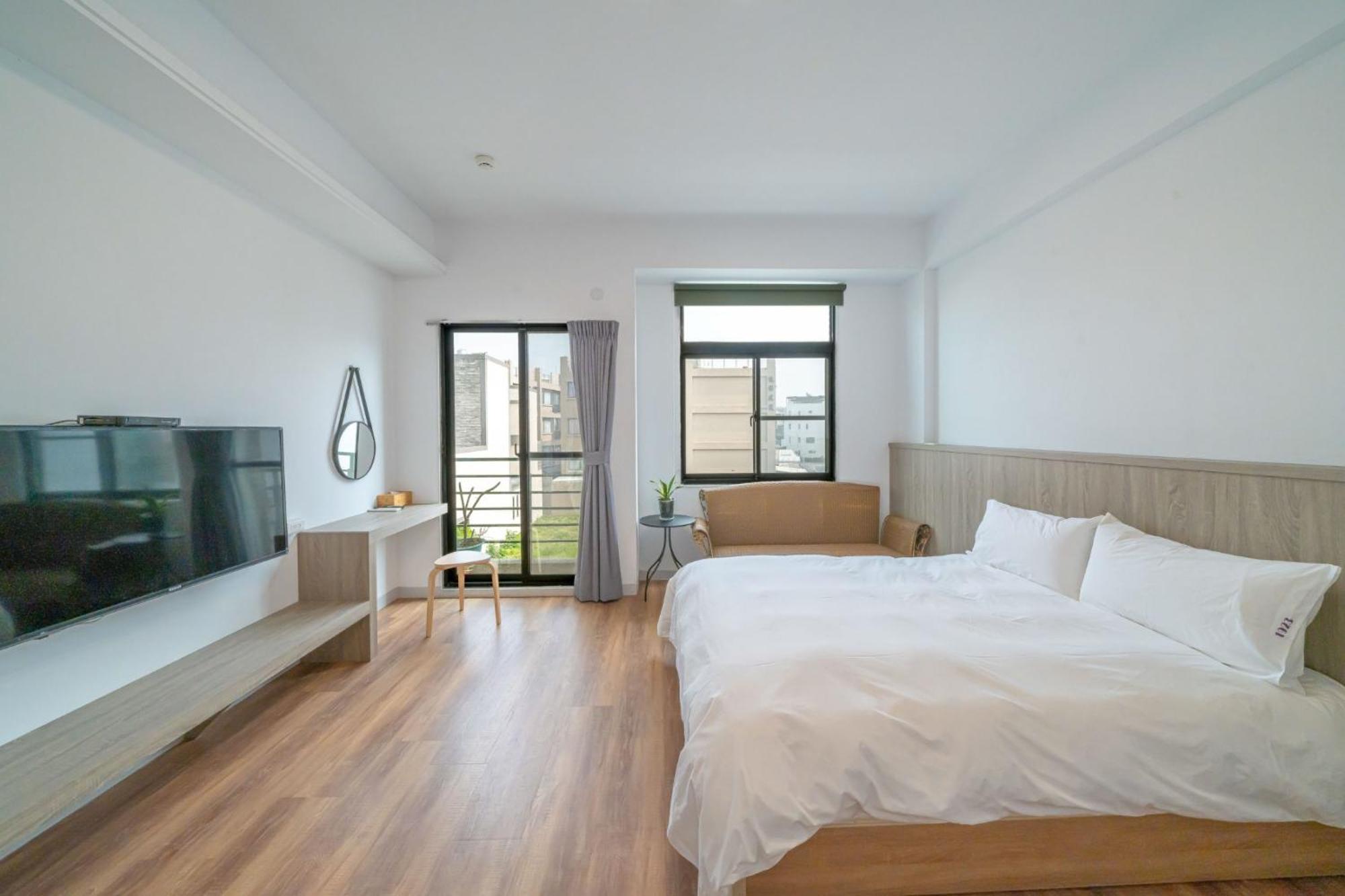 Fu Bo Ju Apartment Tainan Bagian luar foto