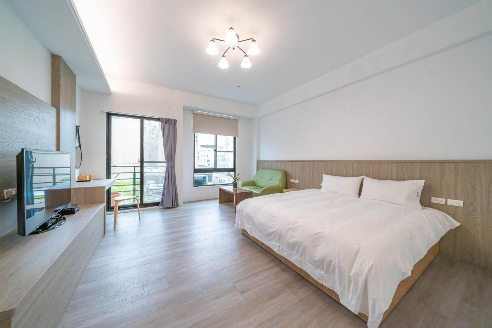 Fu Bo Ju Apartment Tainan Bagian luar foto