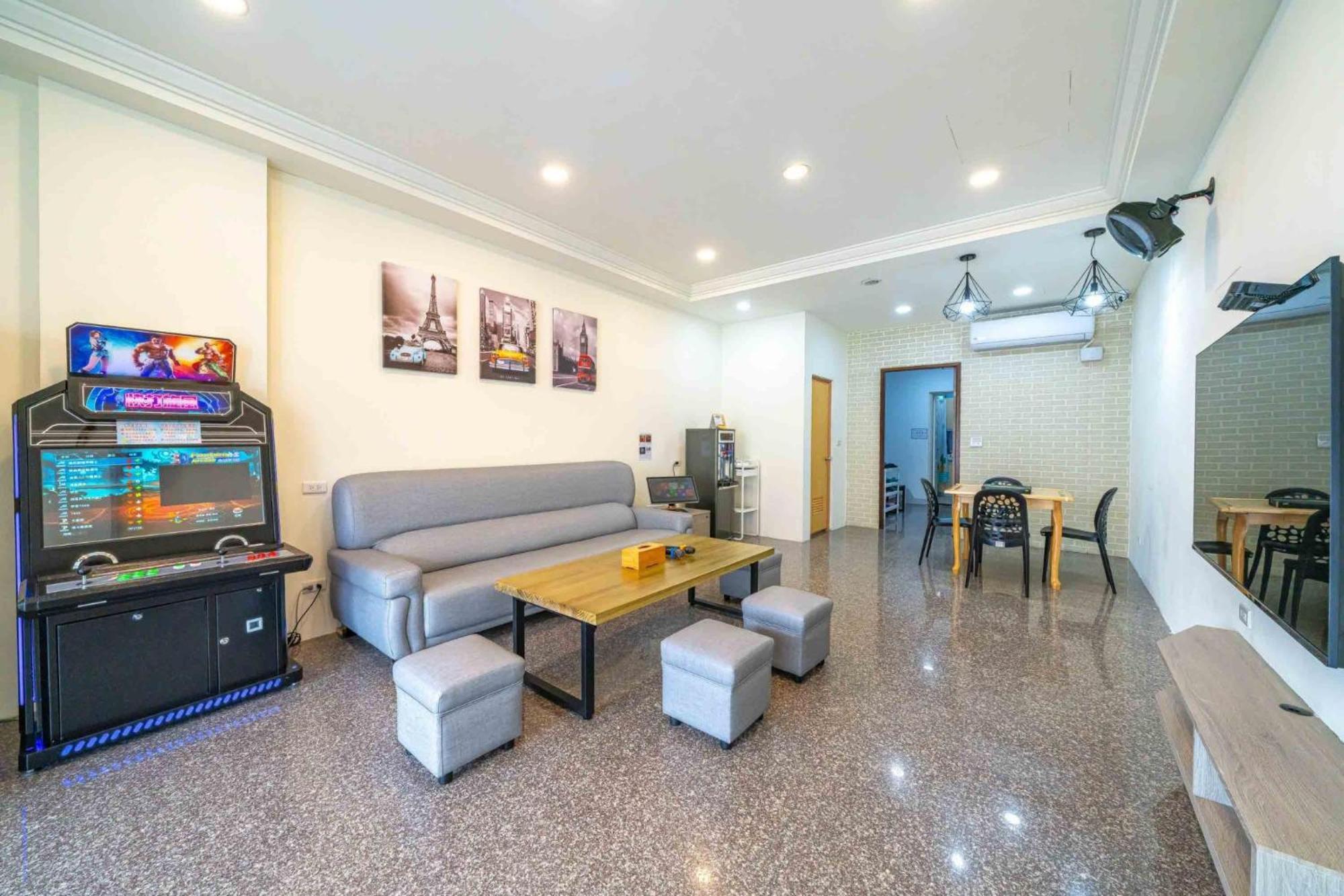 Fu Bo Ju Apartment Tainan Bagian luar foto